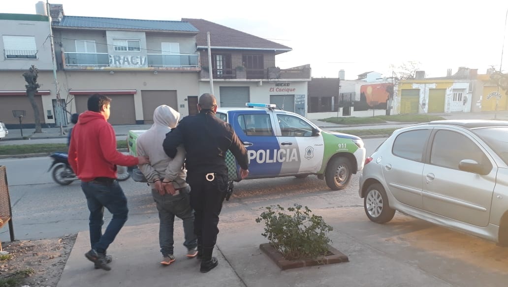 Detuvieron en Mar del Plata a un prófugo por venta de estupefacientes en Santa Clara del Mar