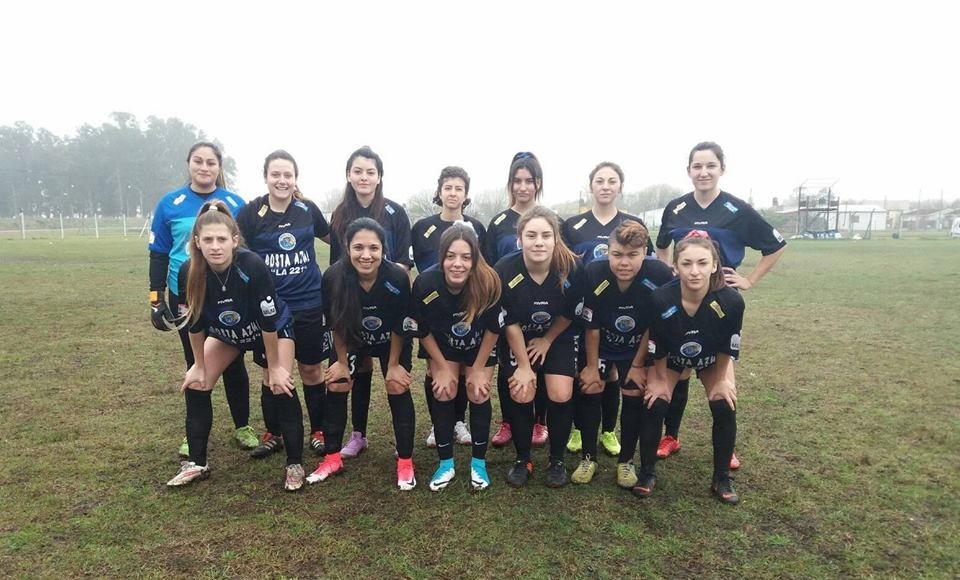 El femenino de Santa Clara aplastó en futbol al nuevo equipo de Vivoratá, que está iniciando la disciplina