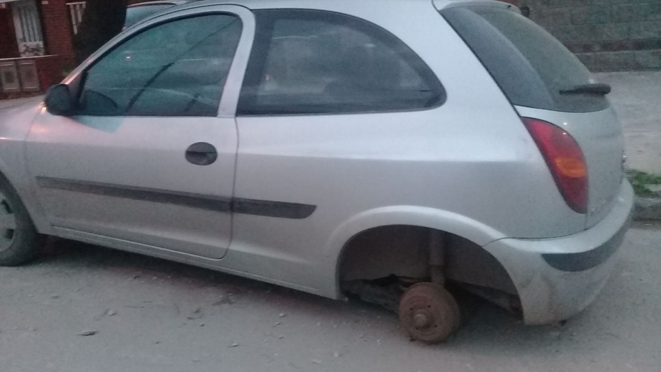 STA CLARA: Allanaron al presunto autor del robo de neumáticos a un automóvil en la vía publica