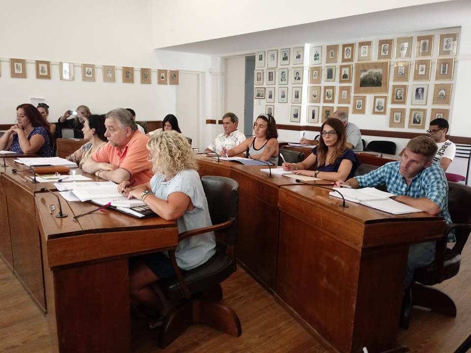 Los concejales del PJ emitieron un comunicado por la situacion financiera del municipio