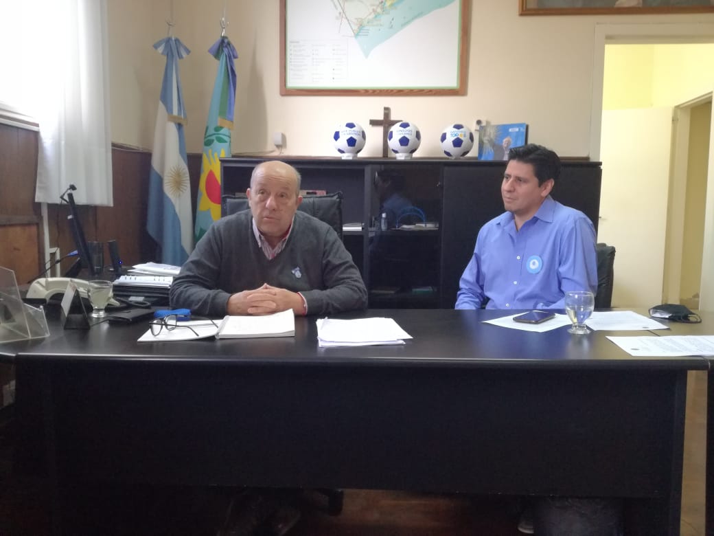 CONFERENCIA: Vargas confirmó los dos positivos y un tercer caso importado de Mar del Plata, y se esperan los hisopados de los contactos estrechos