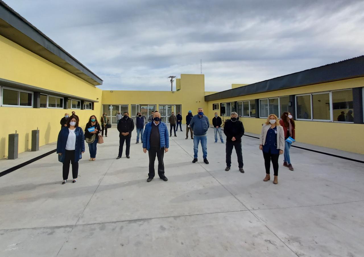 En el Día del Maestro, Jorge Paredi entregó las llaves de la Escuela Primaria N°30 del Partido de Mar Chiquita