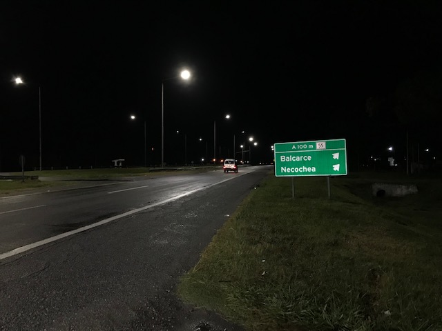 SE HIZO LA LUZ: Arreglaron la iluminación del cruce entre las Rutas 2 y 55