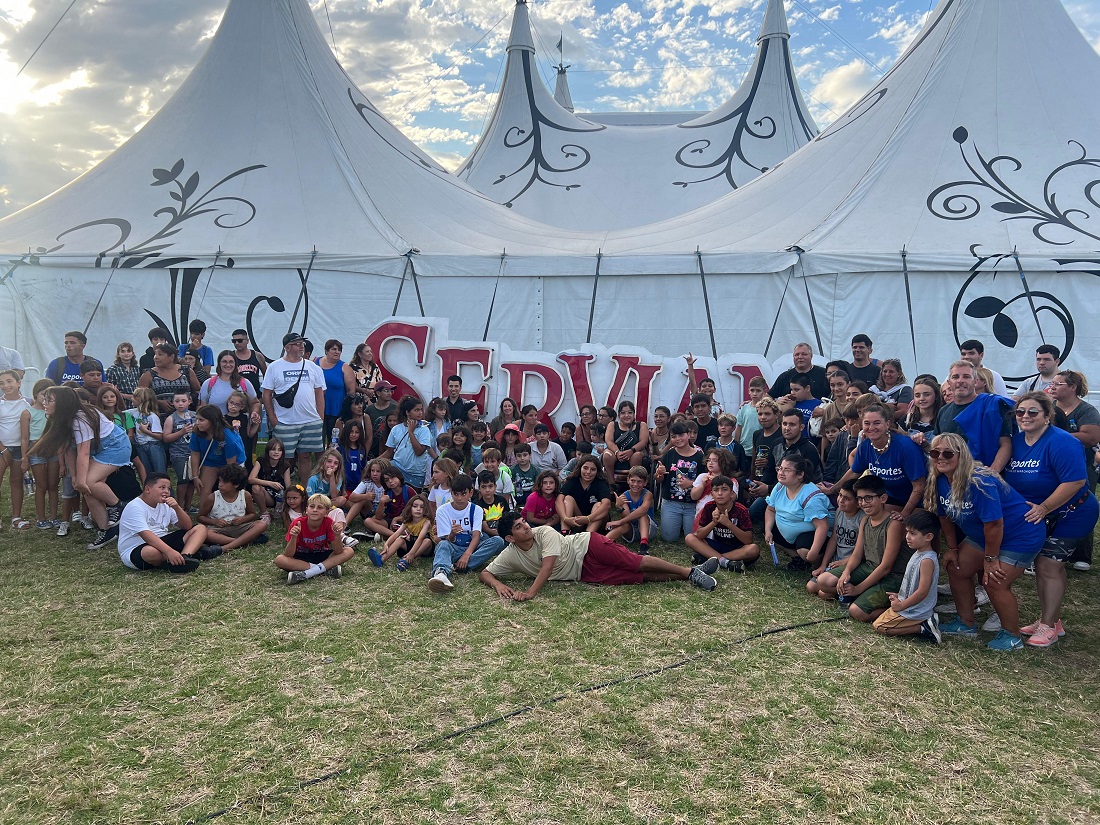 Niños y niñas de Mar Chiquita visitaron el circo «Servián»