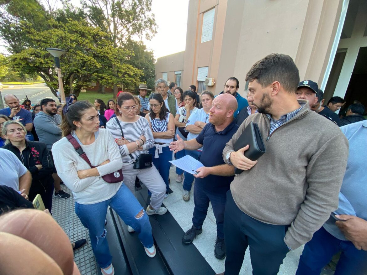 Tras la concentración de vecinos auto convocados, Wischnivetzky anunció medidas y harán un petitorio al fuero de responsabilidad juvenil