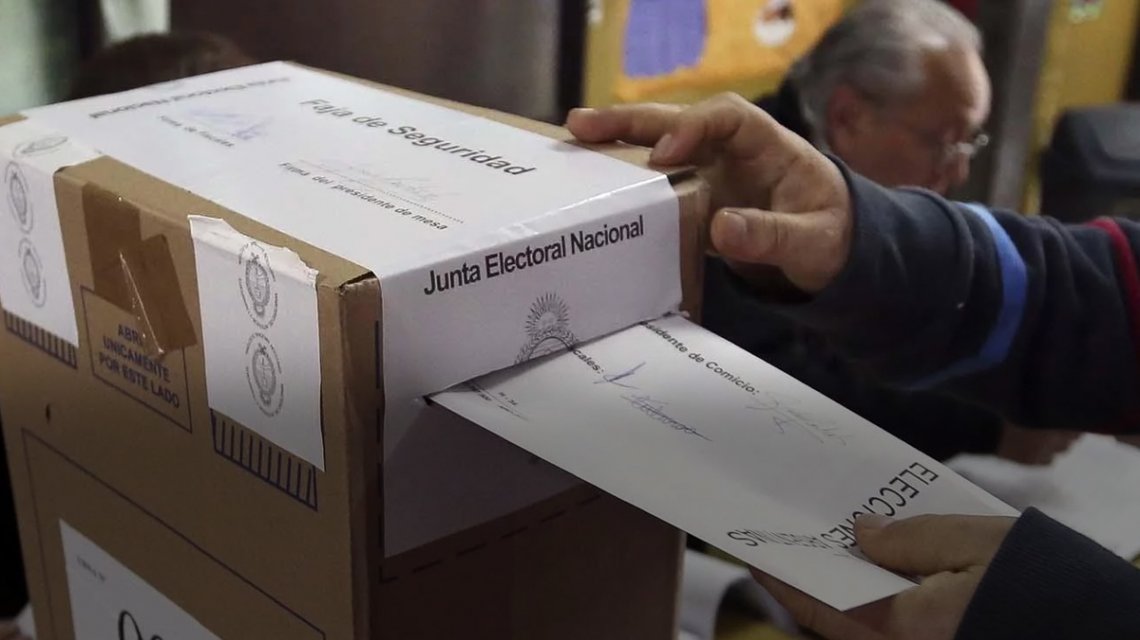 En Mar Chiquita hay un pre candidato a intendente cada 2000 votantes, y la cifra podría aumentar