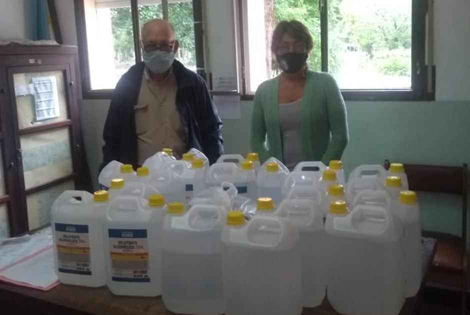 La Sociedad Rural de Mar Chiquita donó material sanitizante al colegio “Don Bosco” y a “La Nica”