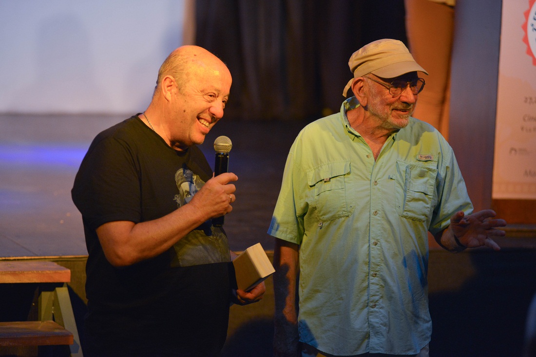 El intendente Paredi y el reconocido actor Norman Briski dieron inicio al Festival Regional de Cine Arbolito en Santa Clara del Mar