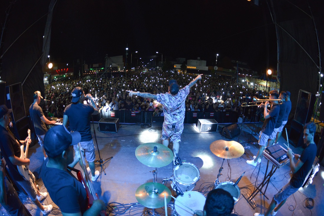 Fiesta de la Cerveza: explotó La Kuppé y llega Uriel Lozano a Santa Clara del Mar este jueves