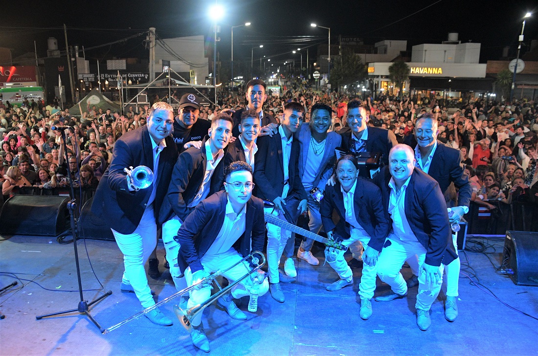 Fiesta de la Cerveza Artesanal: se viene Amar Azul para vivir una noche a pura cumbia